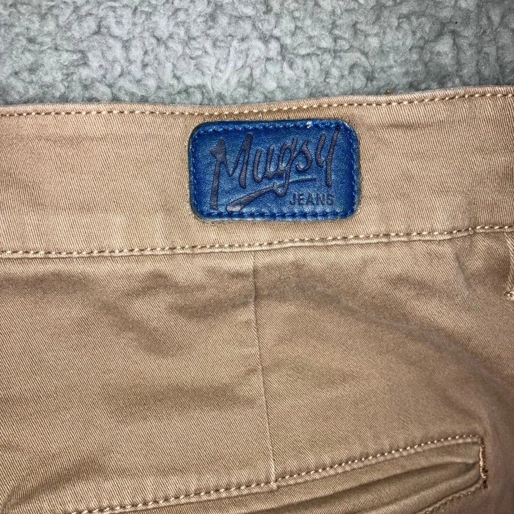 Mugsy Jeans Khaki Chino Pants Men‎ 34x27 Straight Leg Belmonts Casual Flat Front